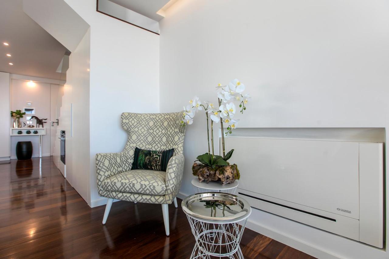 Lovelystay - Luxury 2Br Duplex Apartment In Foz 포르투 외부 사진