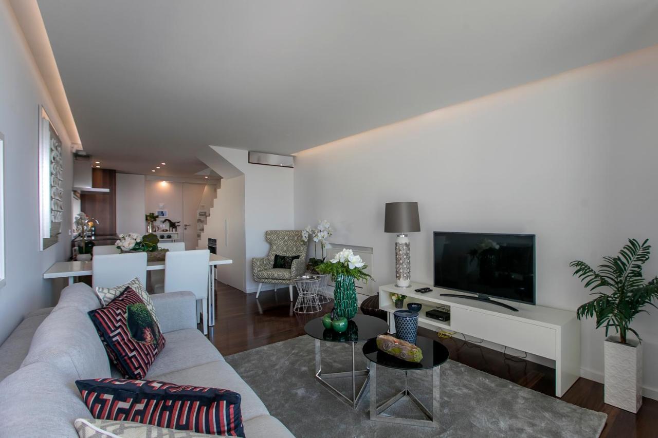 Lovelystay - Luxury 2Br Duplex Apartment In Foz 포르투 외부 사진